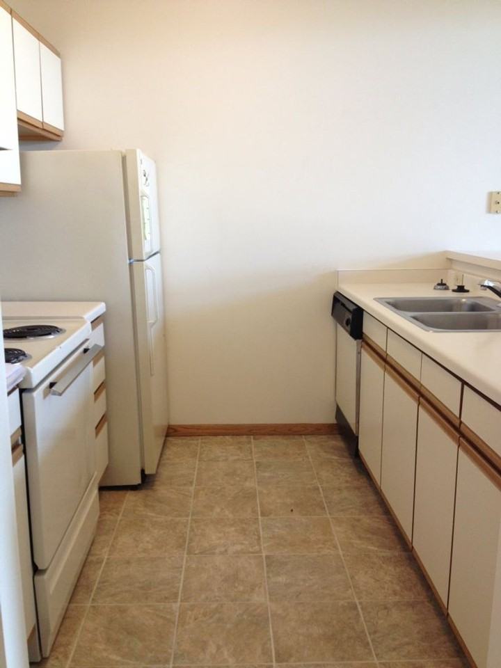 North Park Apartments - Photo 2 of 4