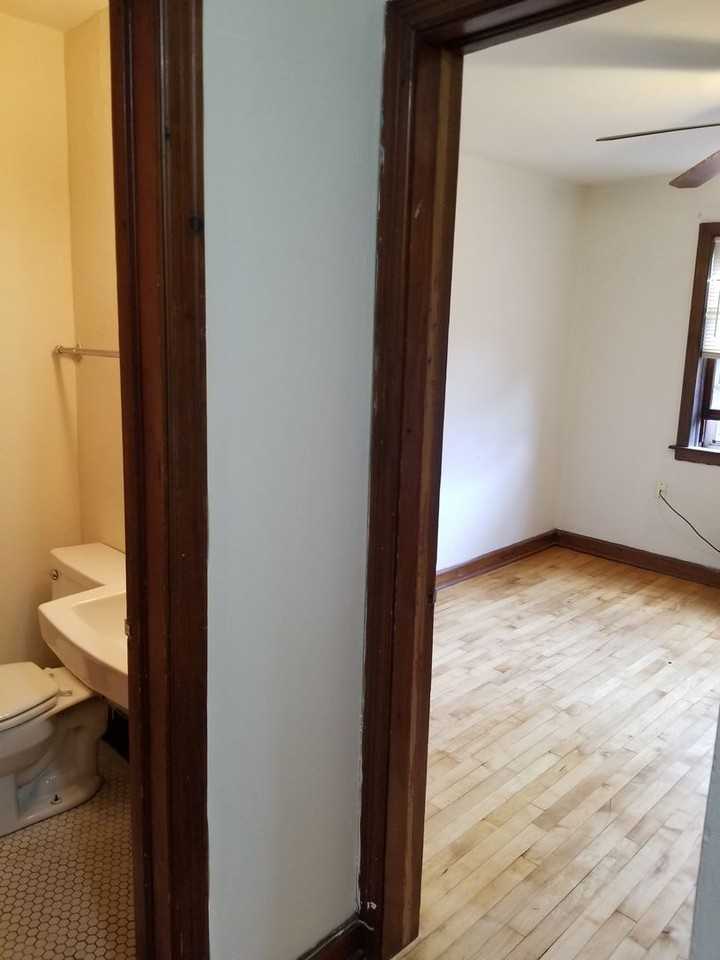 2617 E Johnson St - Photo 2 of 8