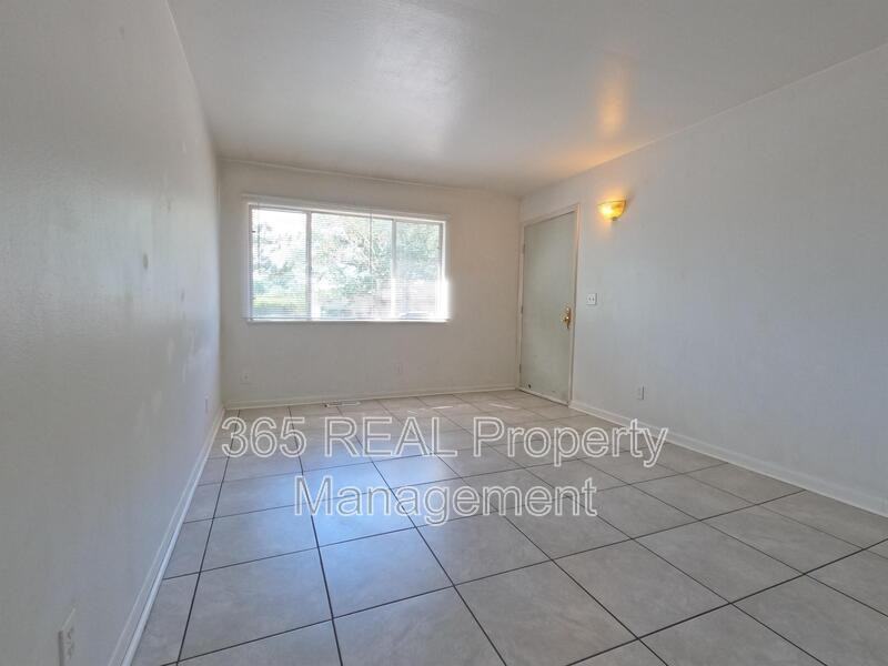 3512 Highland Dr - Photo 3 of 15