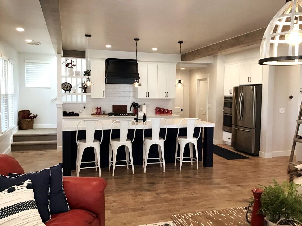 Daybreak Property - Photo 3 of 27