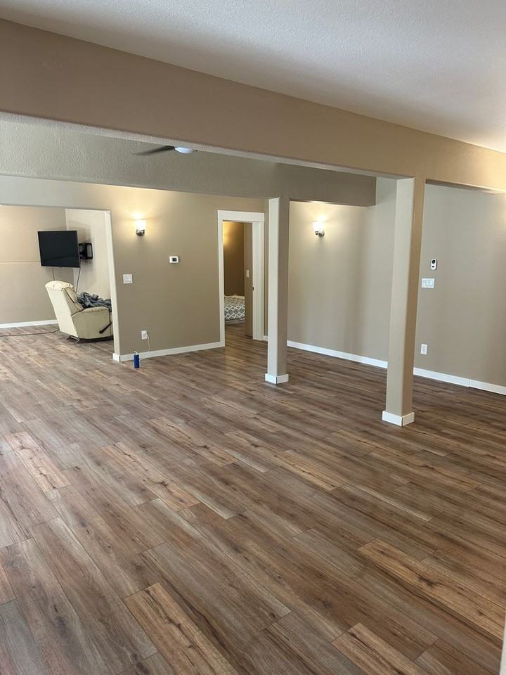 1400 W 47th Ave - SL - Photo 3 of 24