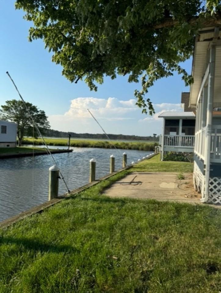 37043 Laws Point Rd - Photo 3 of 12