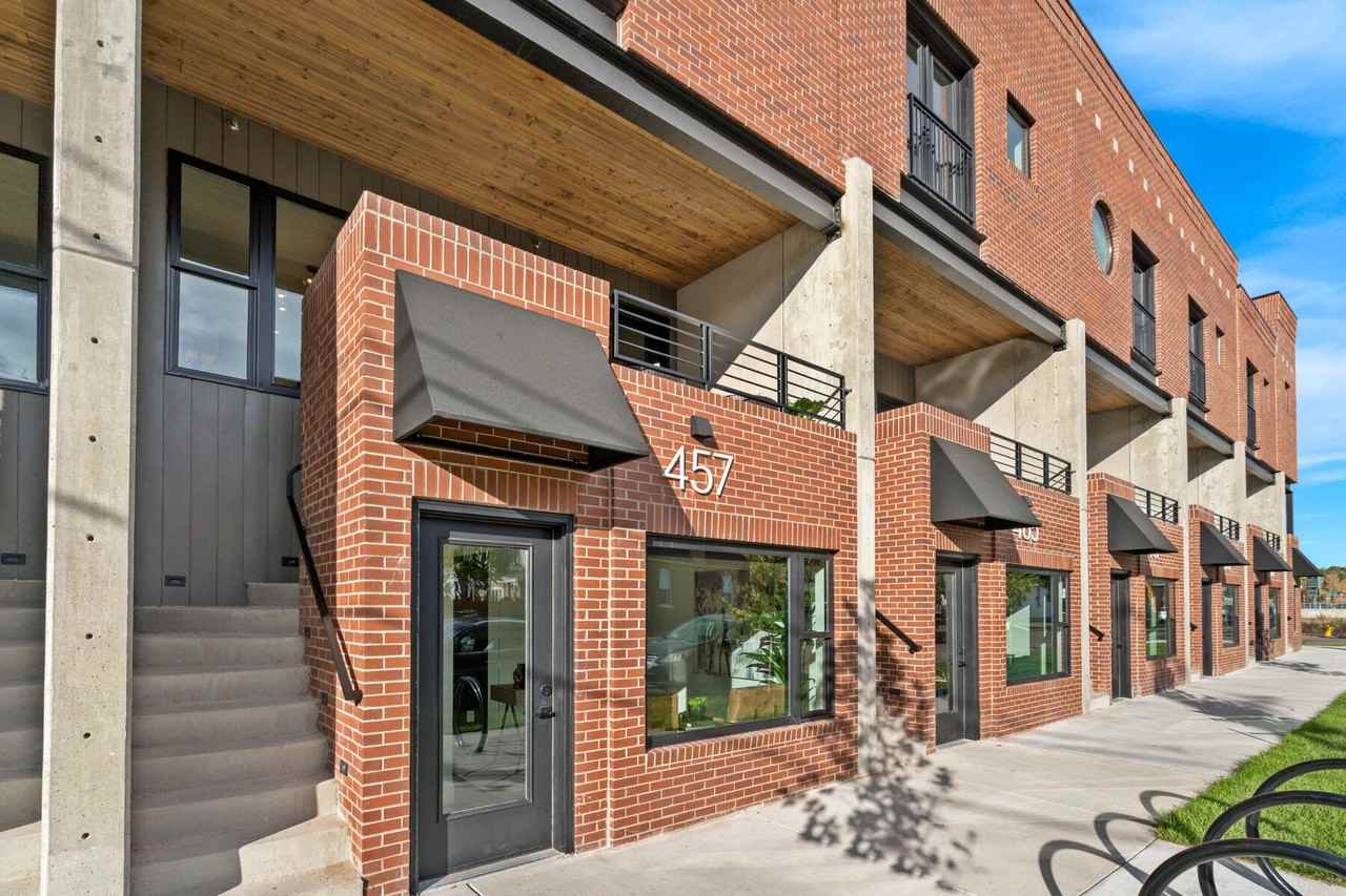 485 East Arizona Avenue - Photo 2 of 36