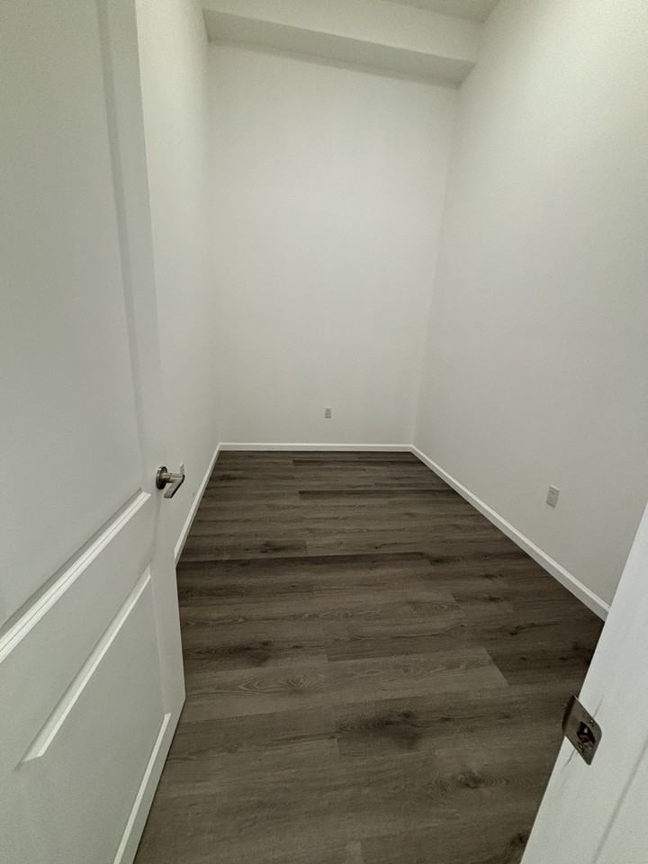 24 Elm St #202 - Photo 4 of 5