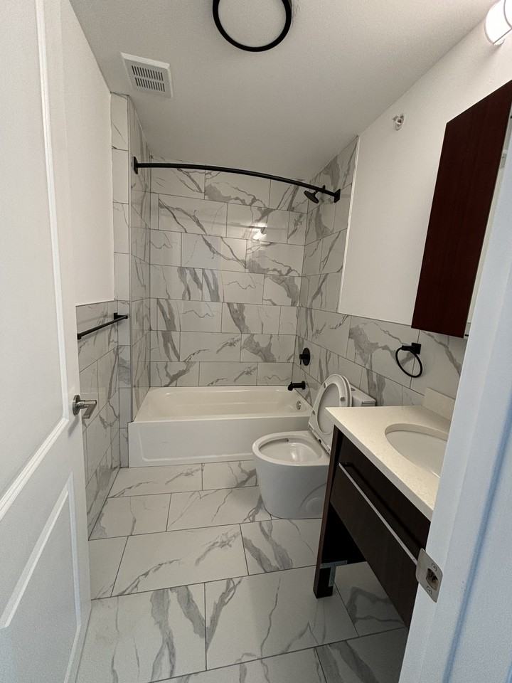 24 Elm St #202 - Photo 5 of 5