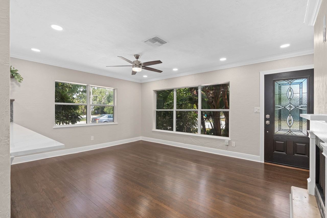 400 E Grant St #NA - Photo 6 of 50