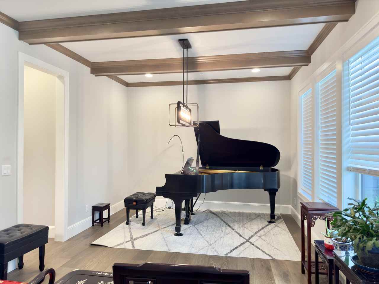 16438 Ne 17th Pl #NA - Photo 3 of 27