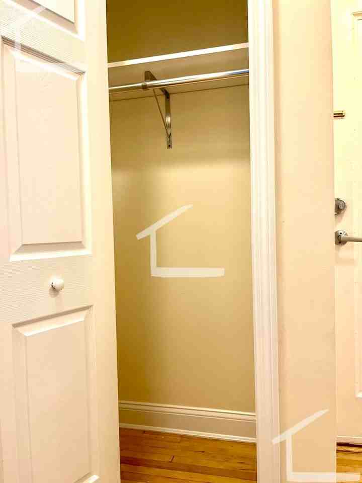 80 Saint Paul St - Photo 6 of 7