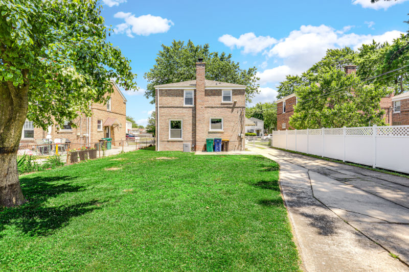 1234 Home Ave - Photo 3 of 19