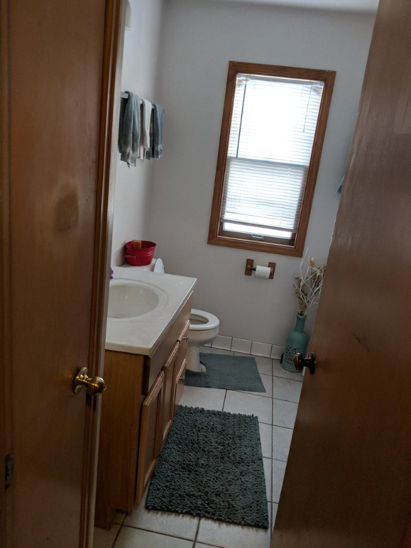 3340 N Downer Ave - Photo 5 of 33