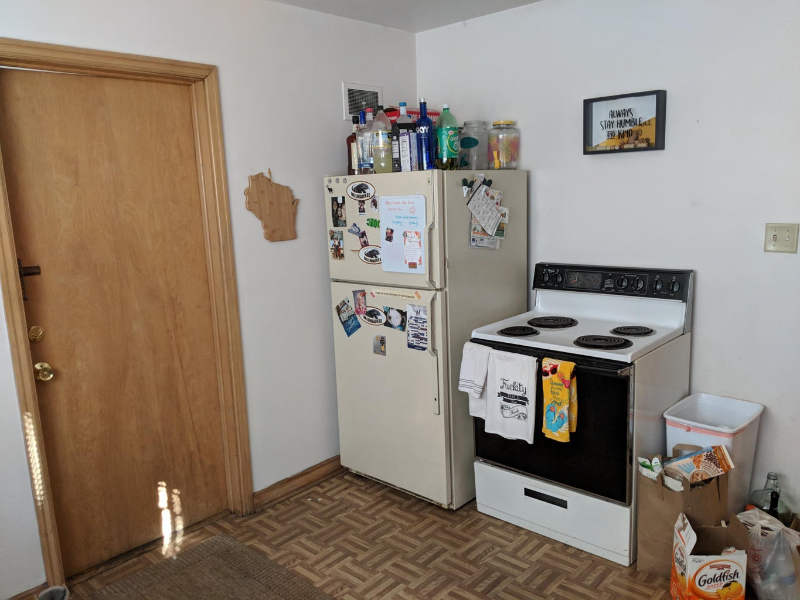 3340 N Downer Ave - Photo 6 of 33