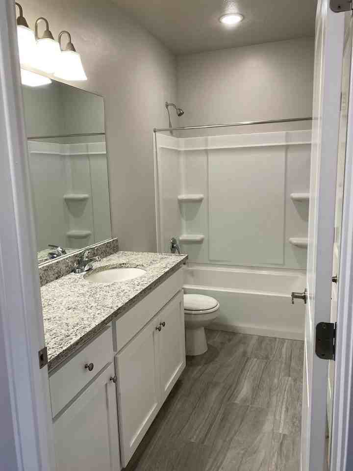 1128 South 820 East, Unit 10-201 - Photo 7 of 15