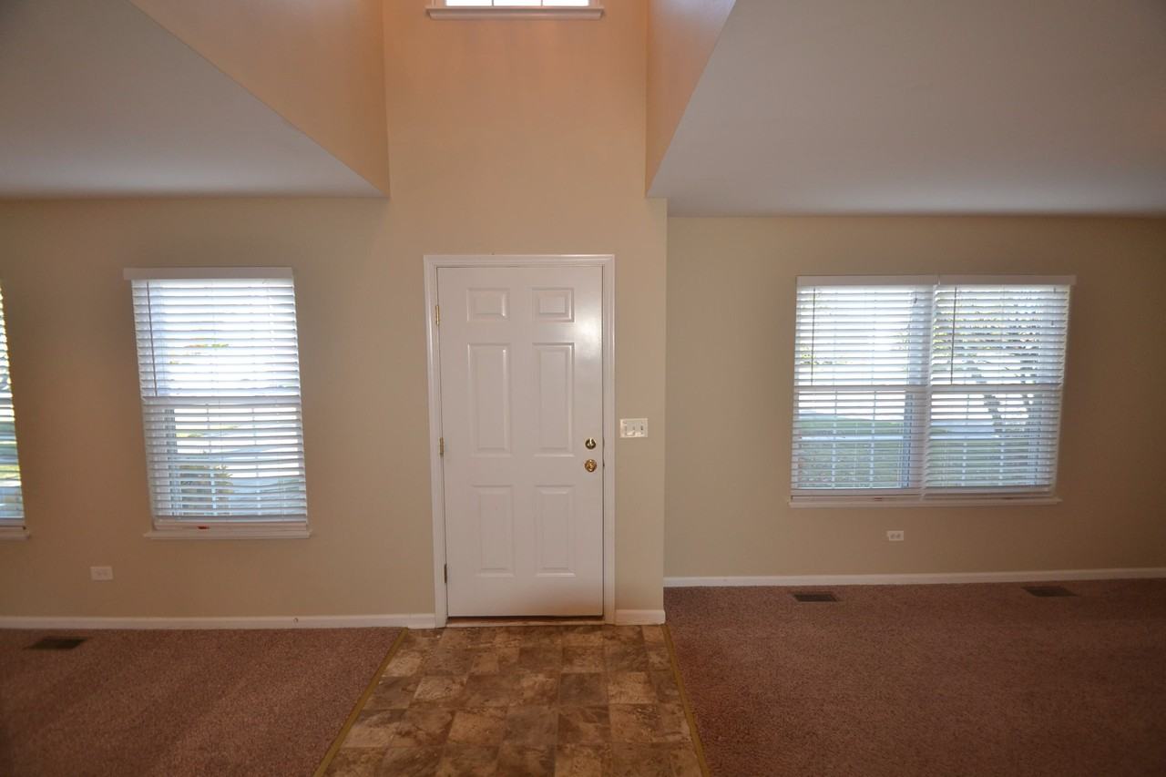 813 Park Ave - Photo 2 of 12