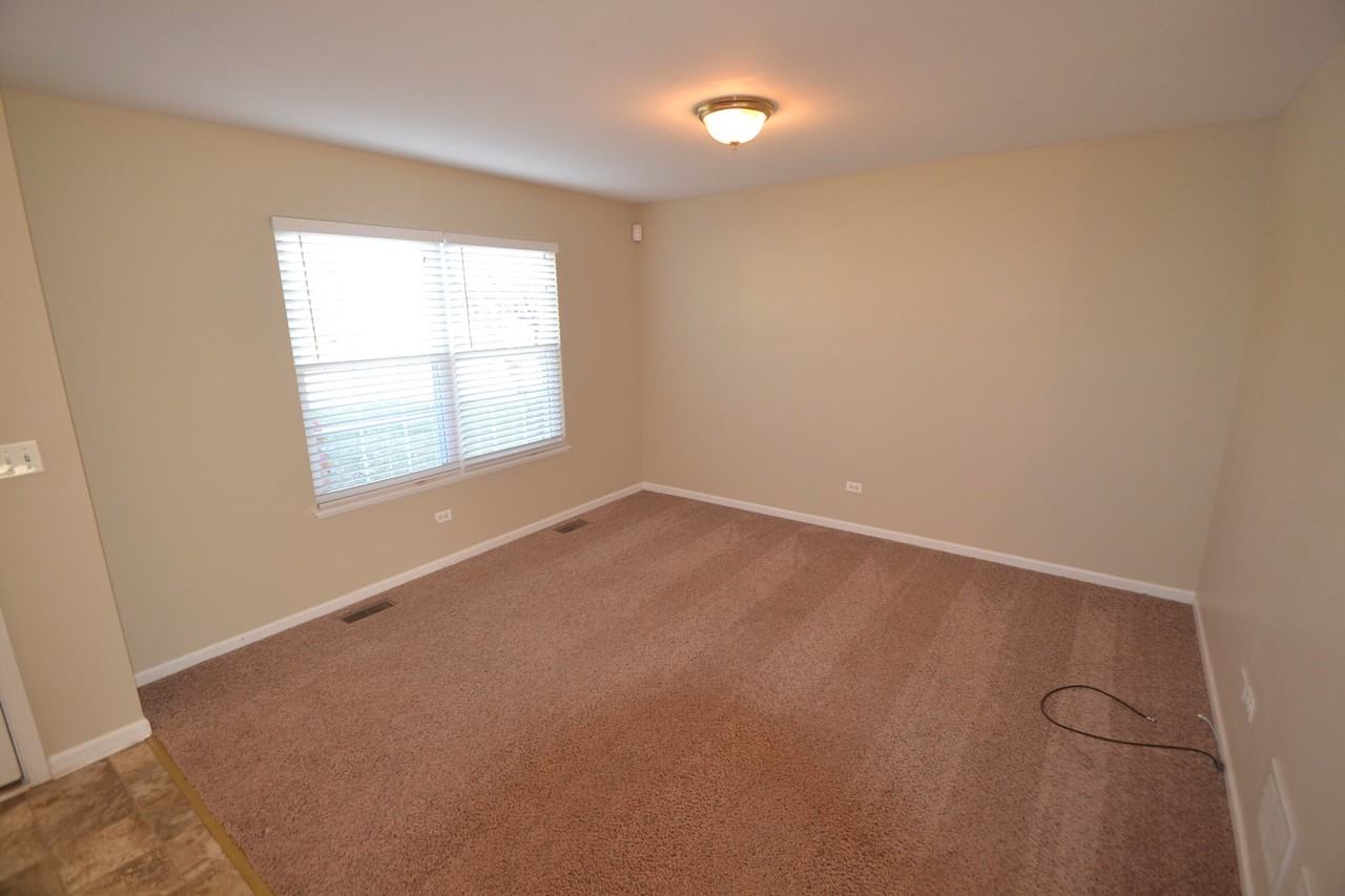 813 Park Ave - Photo 3 of 12