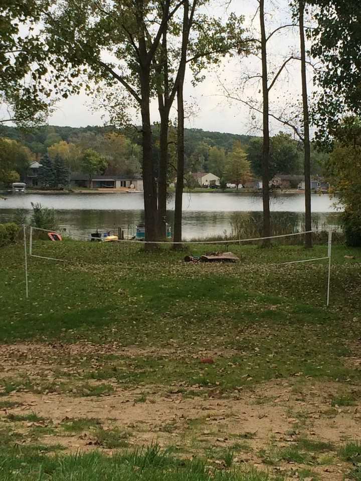 1985 Viola St - Photo 3 of 17