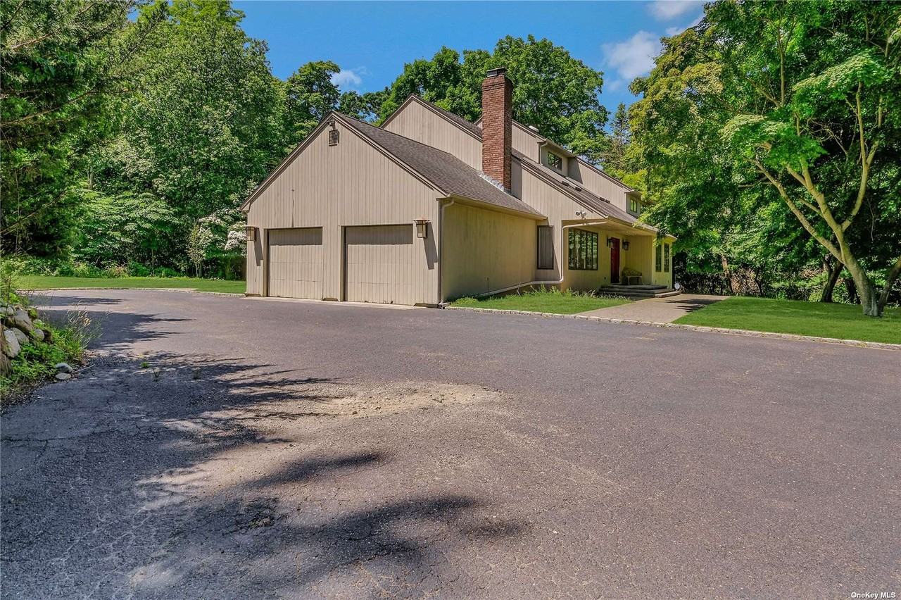 17 Ashley Ln - Photo 2 of 29