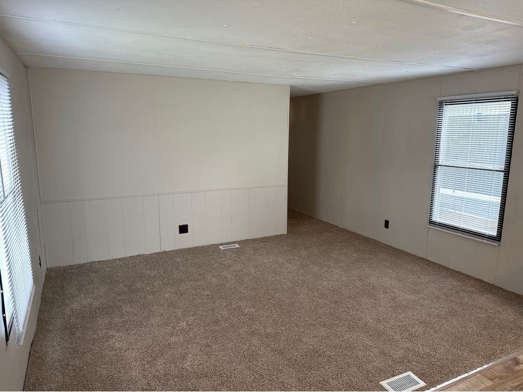 307 E Haines Dr - Photo 5 of 8