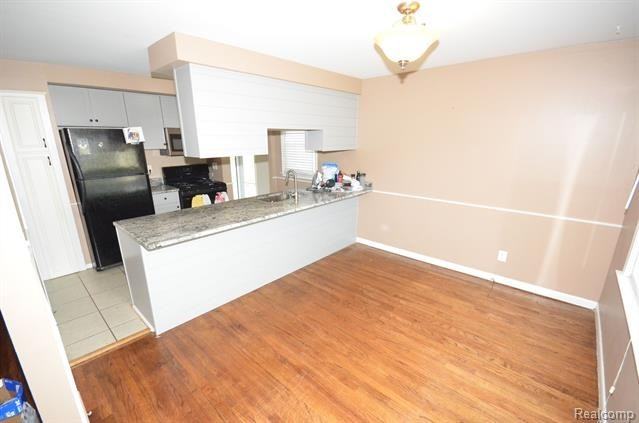 4507 Woodland Ave - Photo 2 of 12