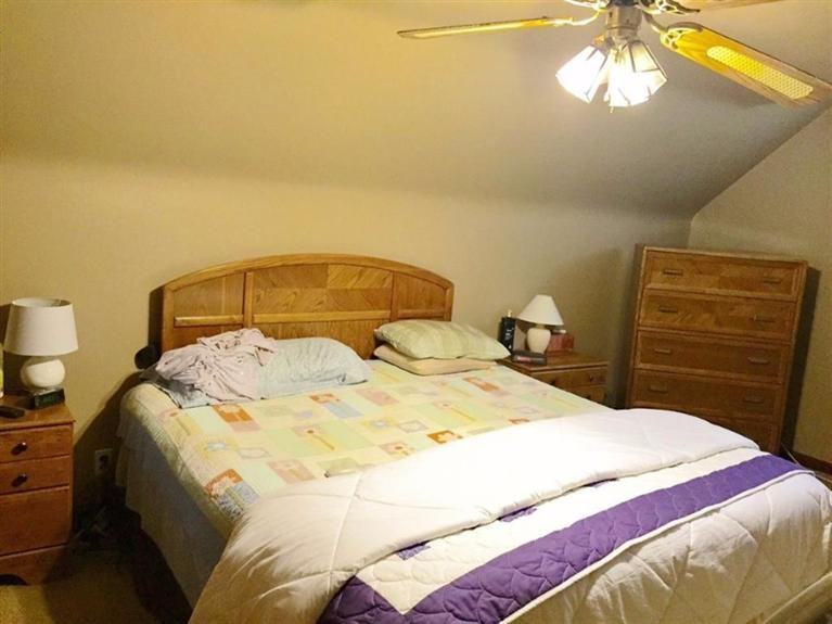 1340 Leders Ln - Photo 3 of 11