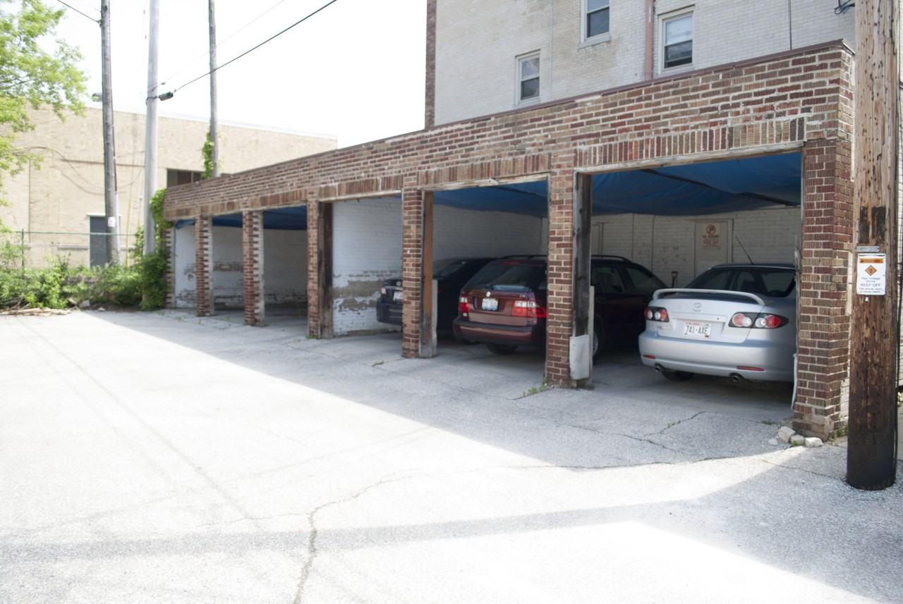 3833 N Oakland Ave - Photo 2 of 5