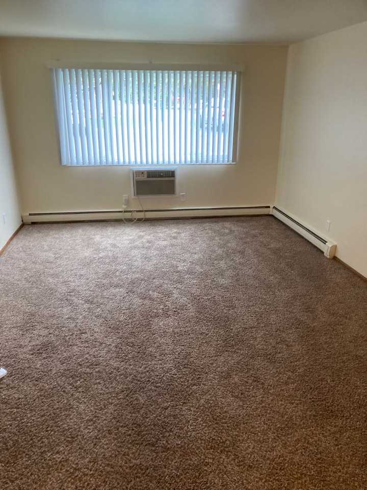 Forest Place Apartments - Photo 7 of 22