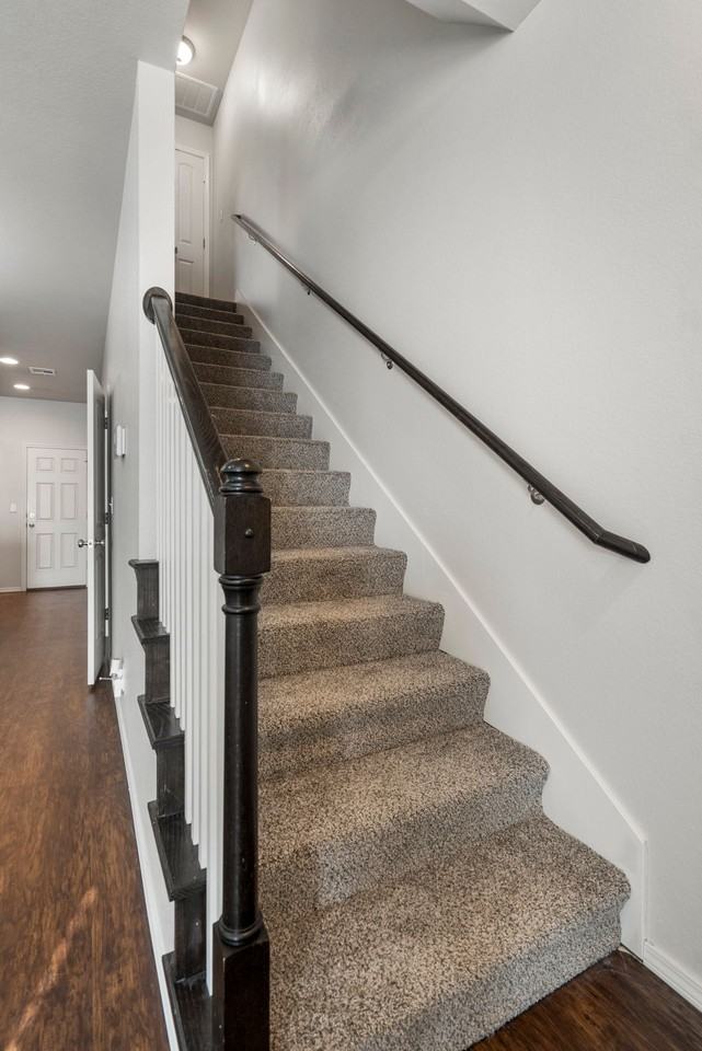 Pin Oak Townhomes - Photo 3 of 50