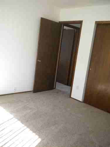 Candlelight Apartments - Photo 6 of 22