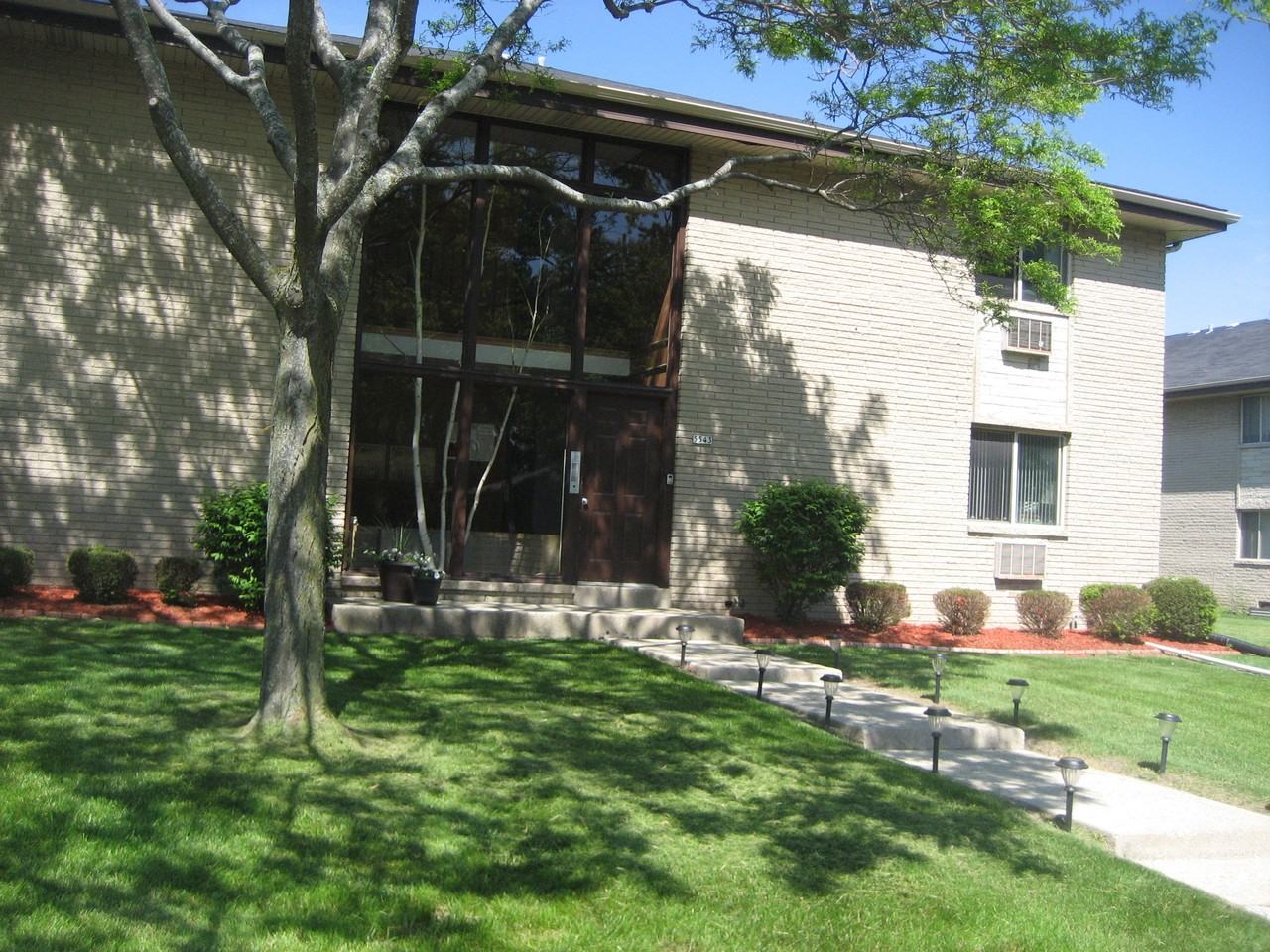 5529-43 Disch - Photo 4 of 4