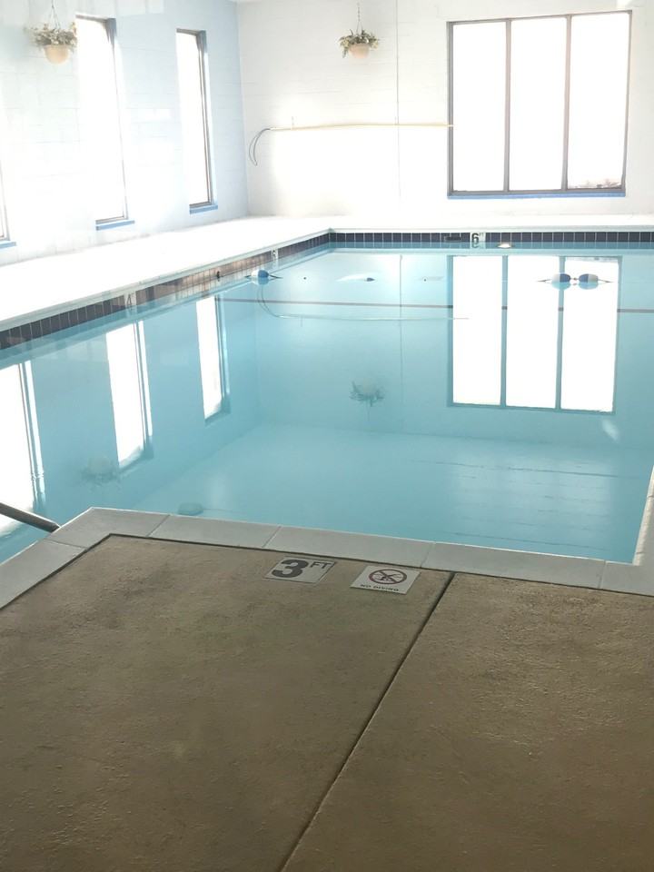 Parkside Pool Apartments - Photo 7 of 7