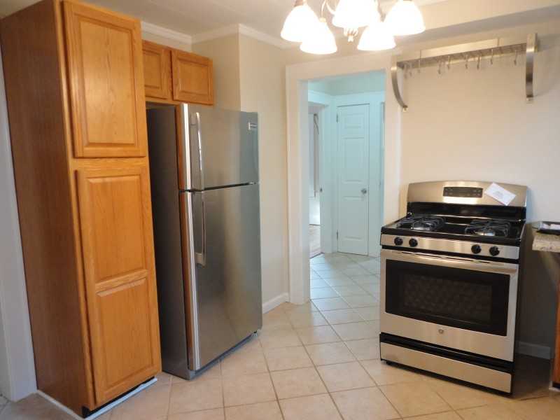 14 2nd Ave - Photo 2 of 12