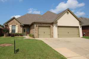 featured image of 15309 Cardinal Nest Dr