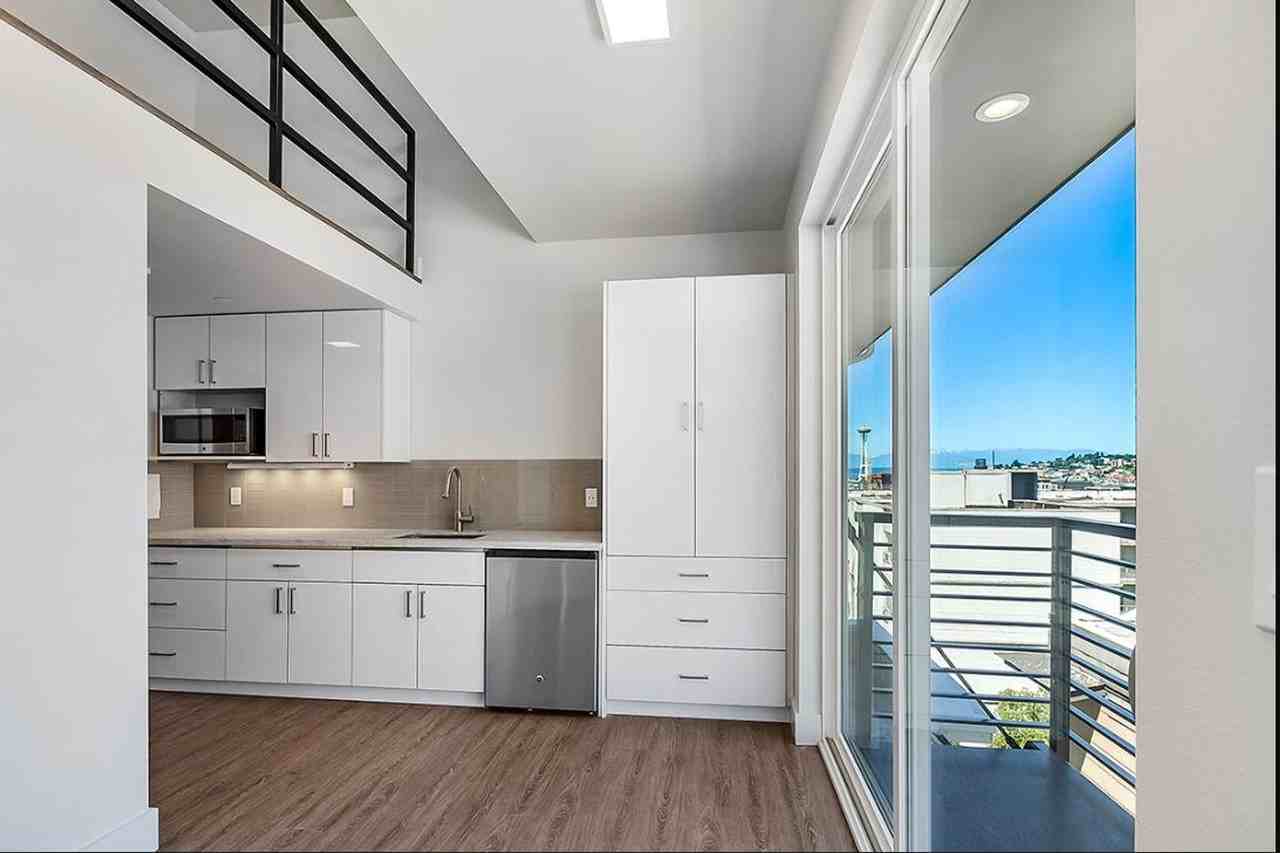 1722 Summit - ANEW - Photo 2 of 25