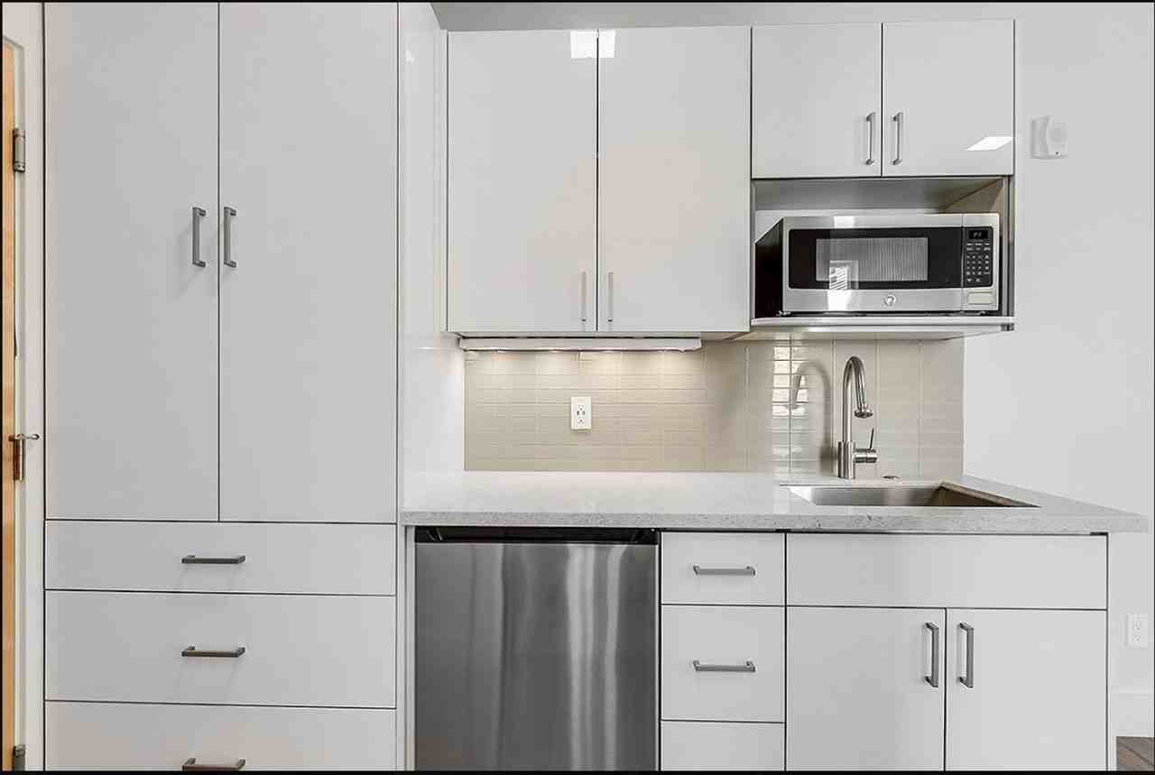 1722 Summit - ANEW - Photo 3 of 25