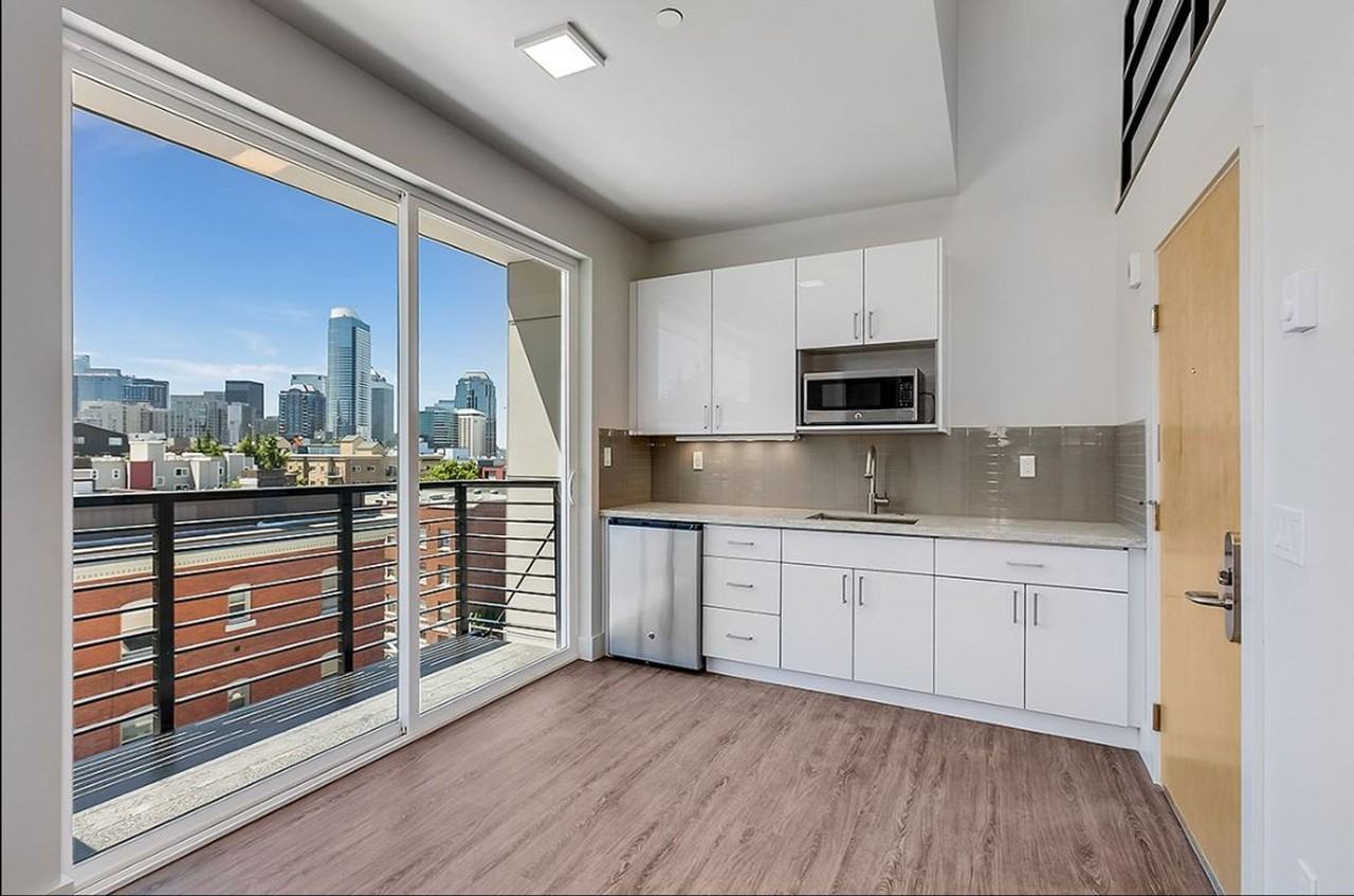 1722 Summit - ANEW - Photo 4 of 25