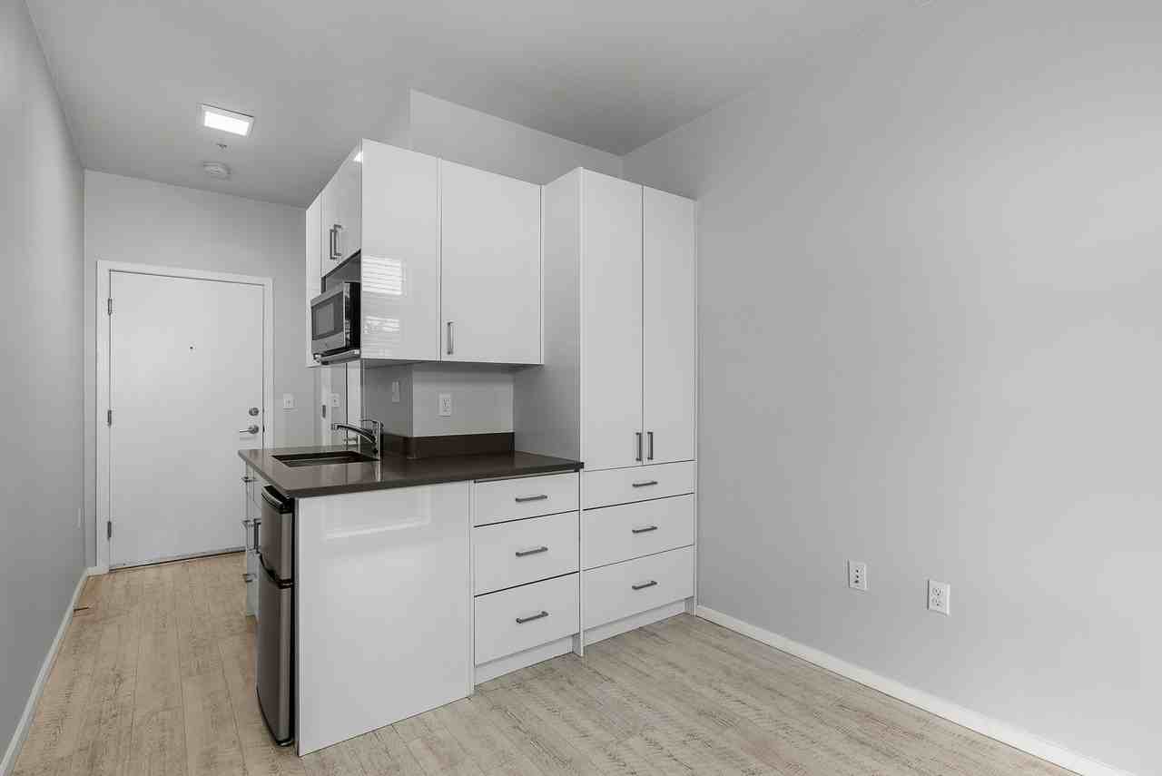 Welcome to 1806 23rd Ave — Modern Living in the Heart of Seattle’s Central District - Photo 4 of 31