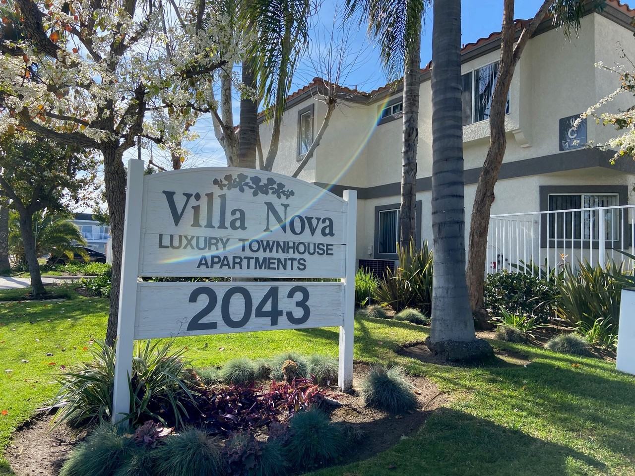 Villa Nova Townhomes - Photo 5 of 13