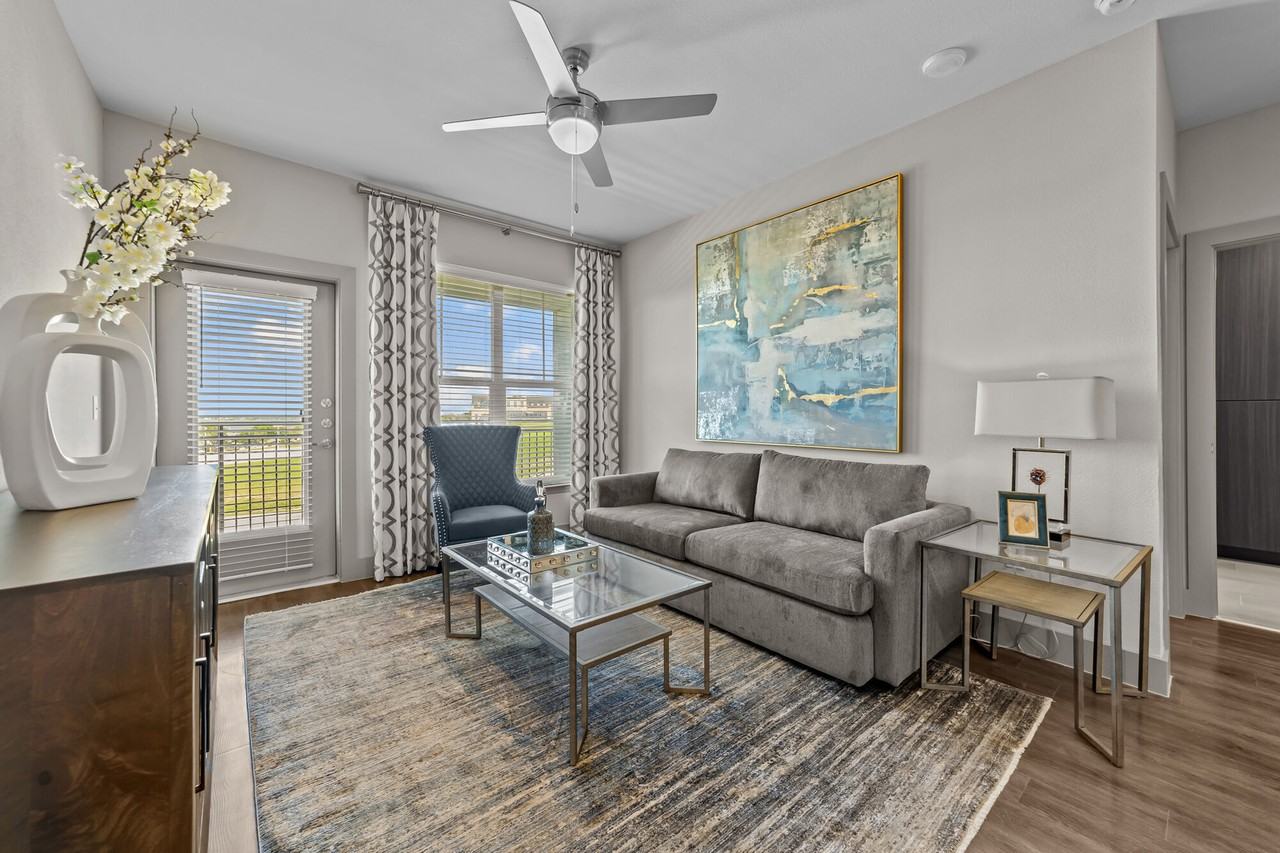 Harbor Hill - Photo 4 of 50