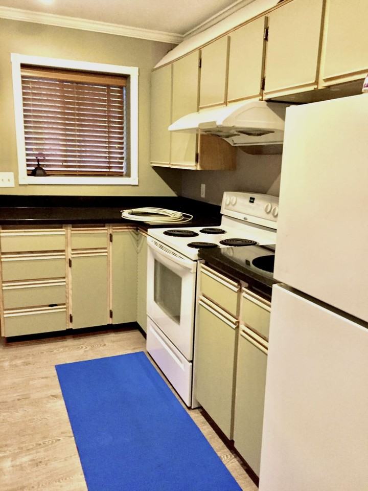 8002 Lakefield Drive - Photo 2 of 12