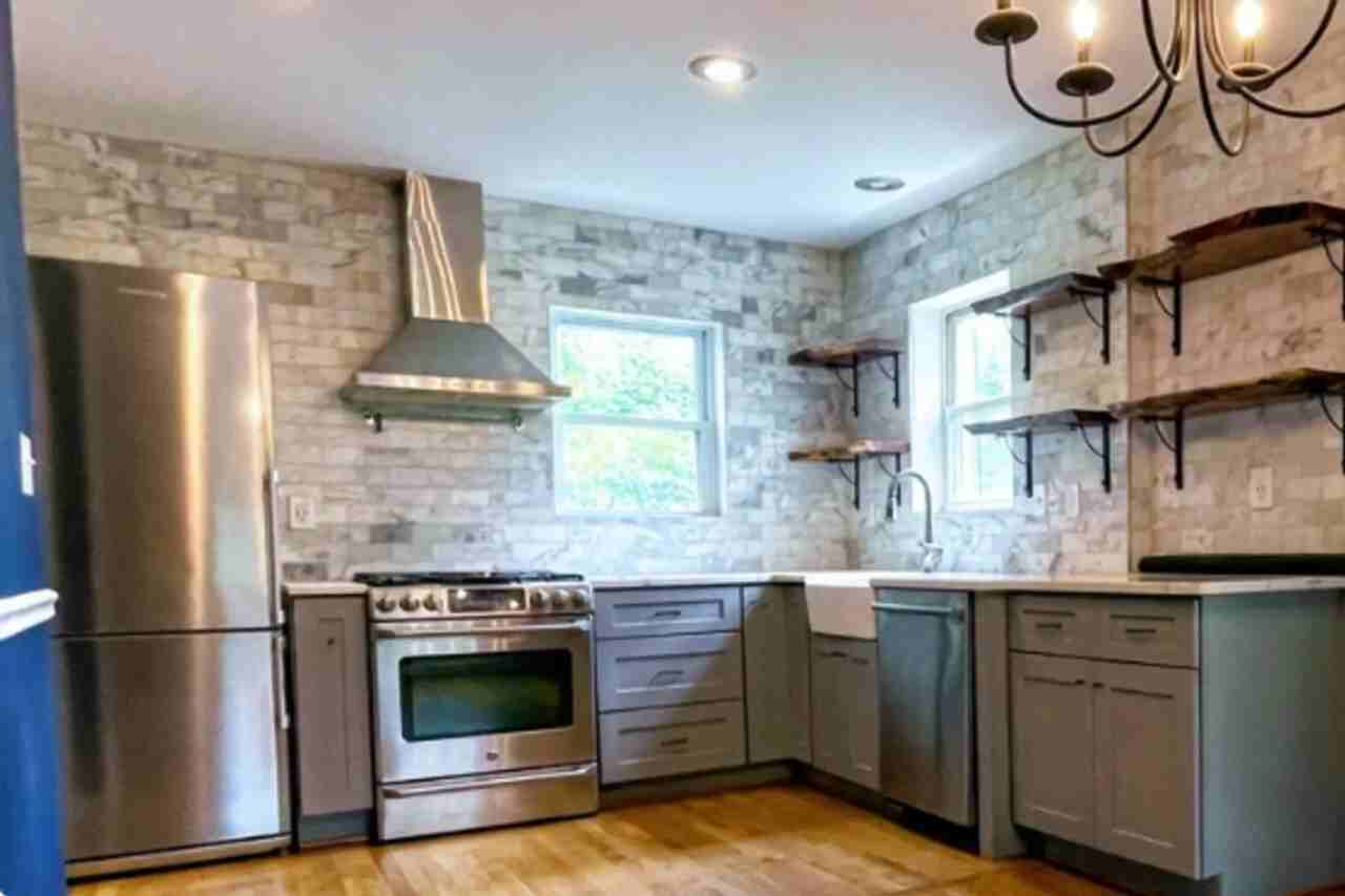2825 63rd Ave - Photo 2 of 19