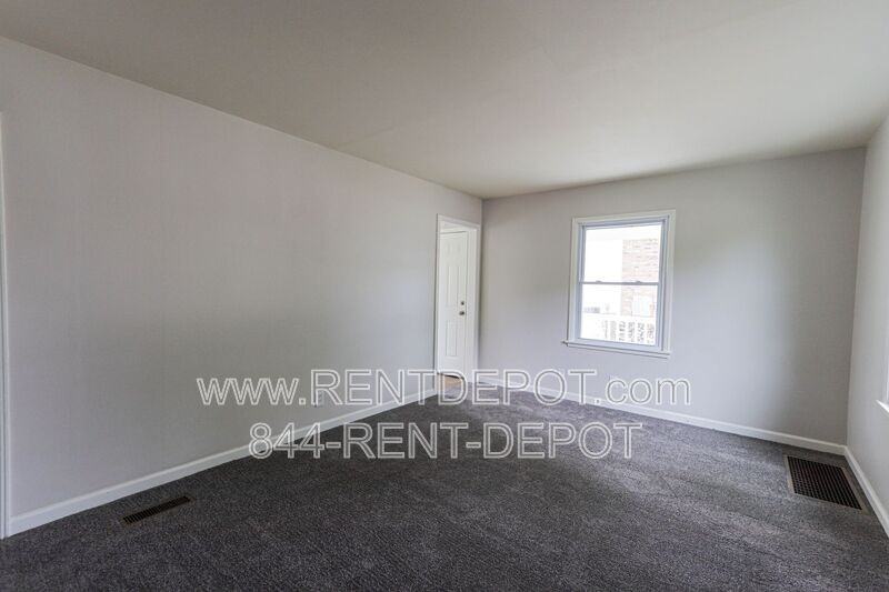 1527 Madison Ave - Photo 2 of 11