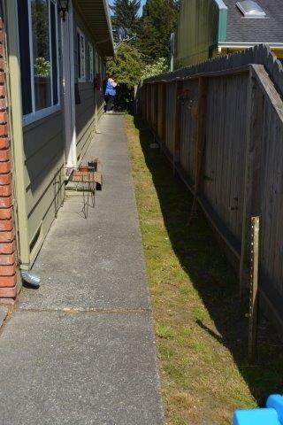 2353 Harrison Ave - Photo 3 of 26