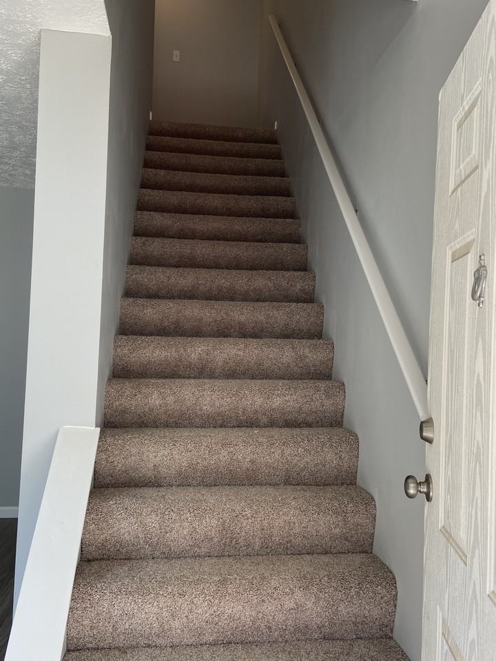 Eagles Landing - Photo 5 of 10