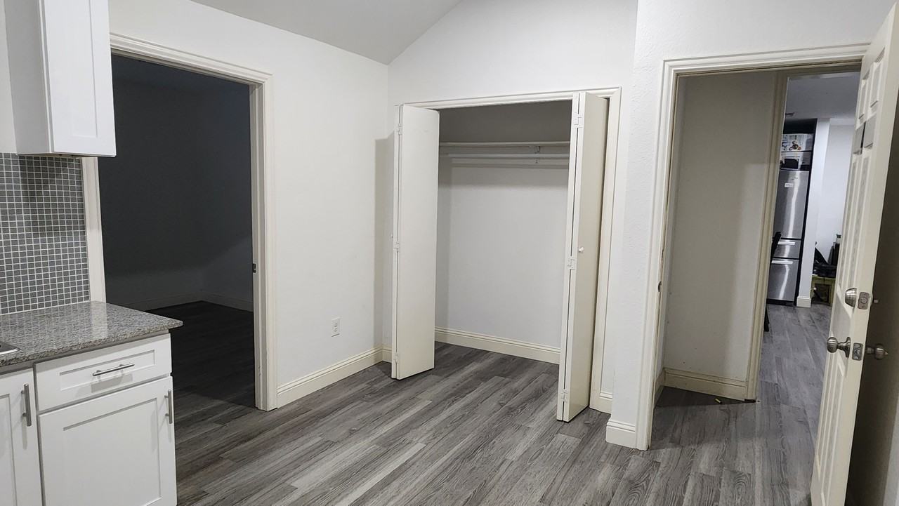 1043 Elmwood Drive - Photo 7 of 13