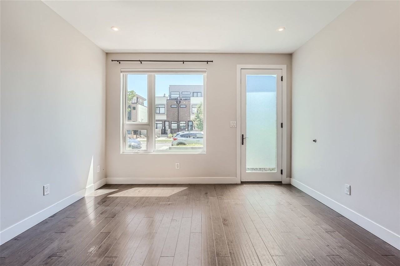 3807 N Franklin St - Photo 5 of 27