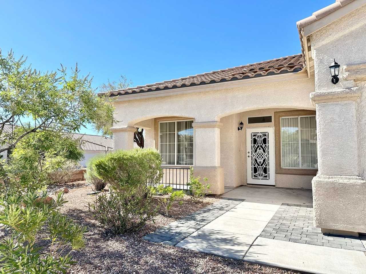 9103 Imperial Castle Ct - Photo 2 of 29