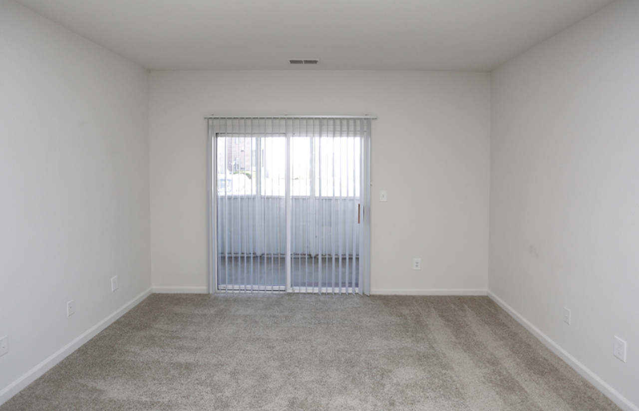 Jefferson Place Apartments - Photo 6 of 25