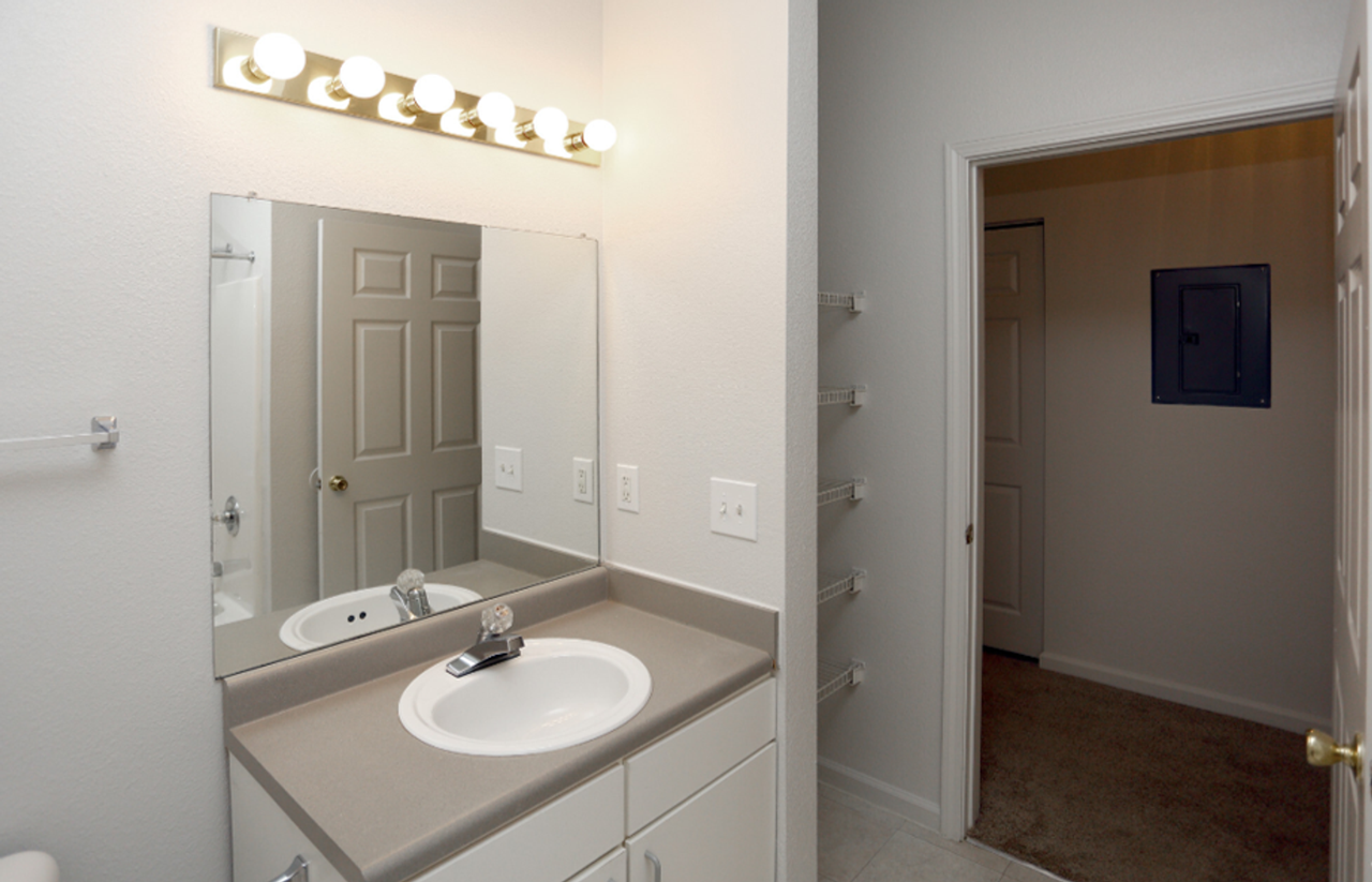 Jefferson Place Apartments - Photo 6 of 50
