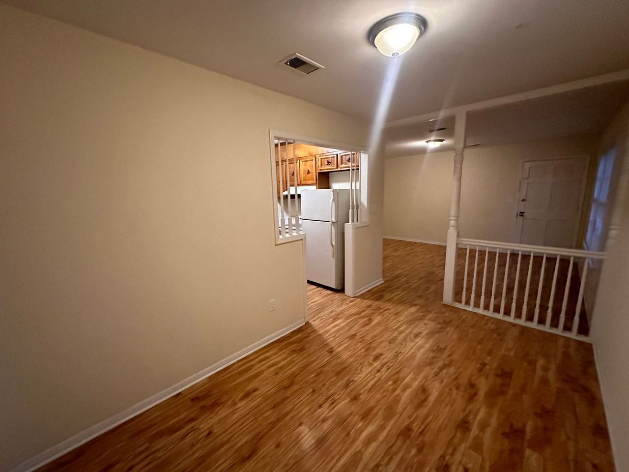 801 Montclair Dr - Photo 6 of 17