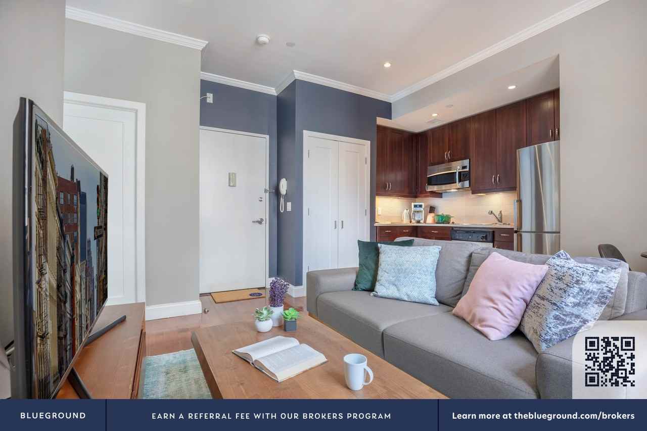 488 7th Avenue - Photo 4 of 21
