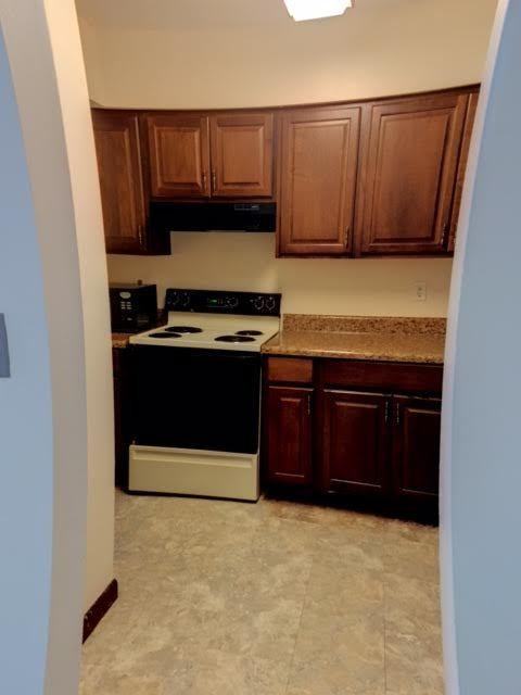 304 Cherokee Ct - Photo 4 of 14